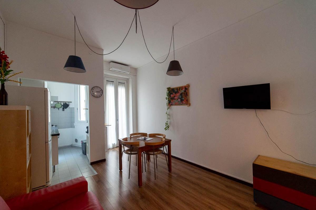 Hbhall Residenze Darsena Милано Екстериор снимка