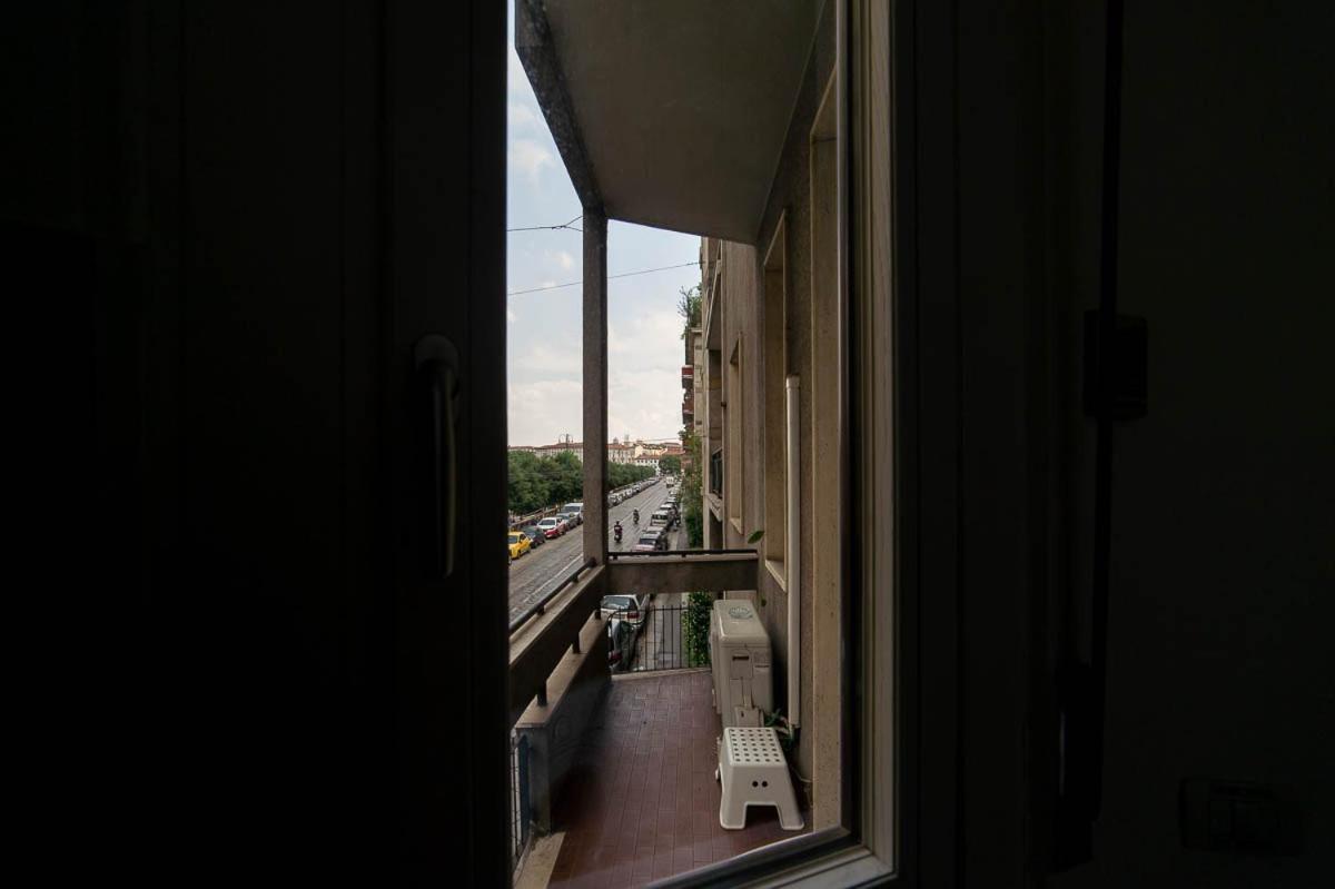 Hbhall Residenze Darsena Милано Екстериор снимка