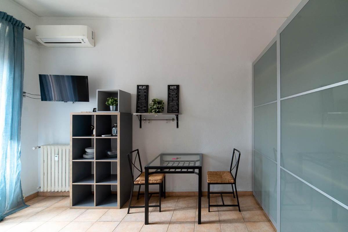 Hbhall Residenze Darsena Милано Екстериор снимка