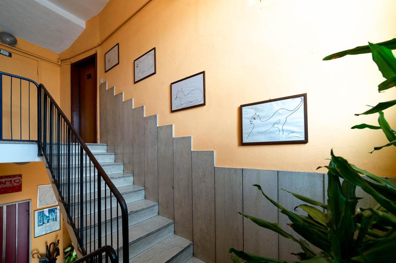 Hbhall Residenze Darsena Милано Екстериор снимка