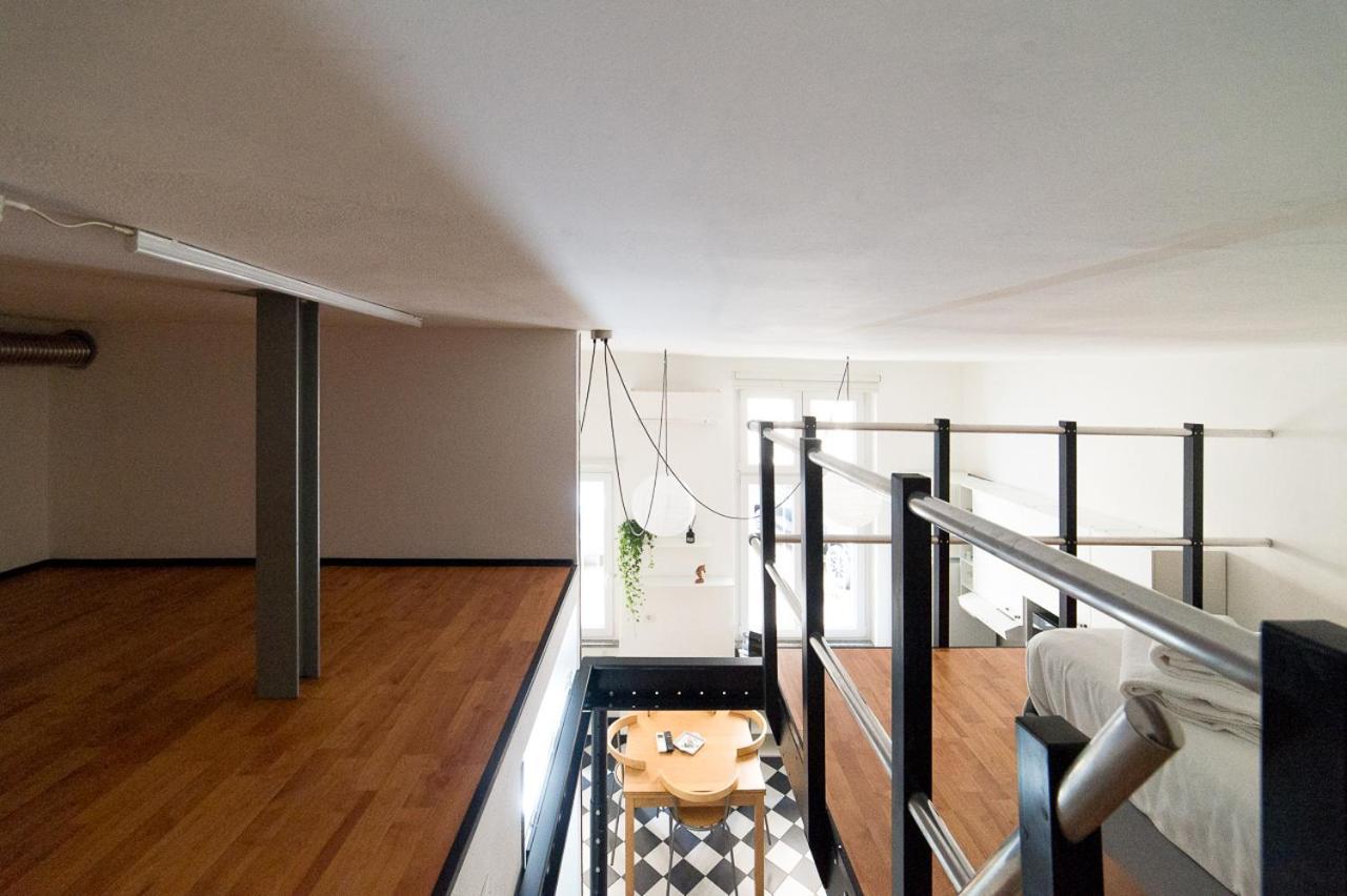 Hbhall Residenze Darsena Милано Екстериор снимка