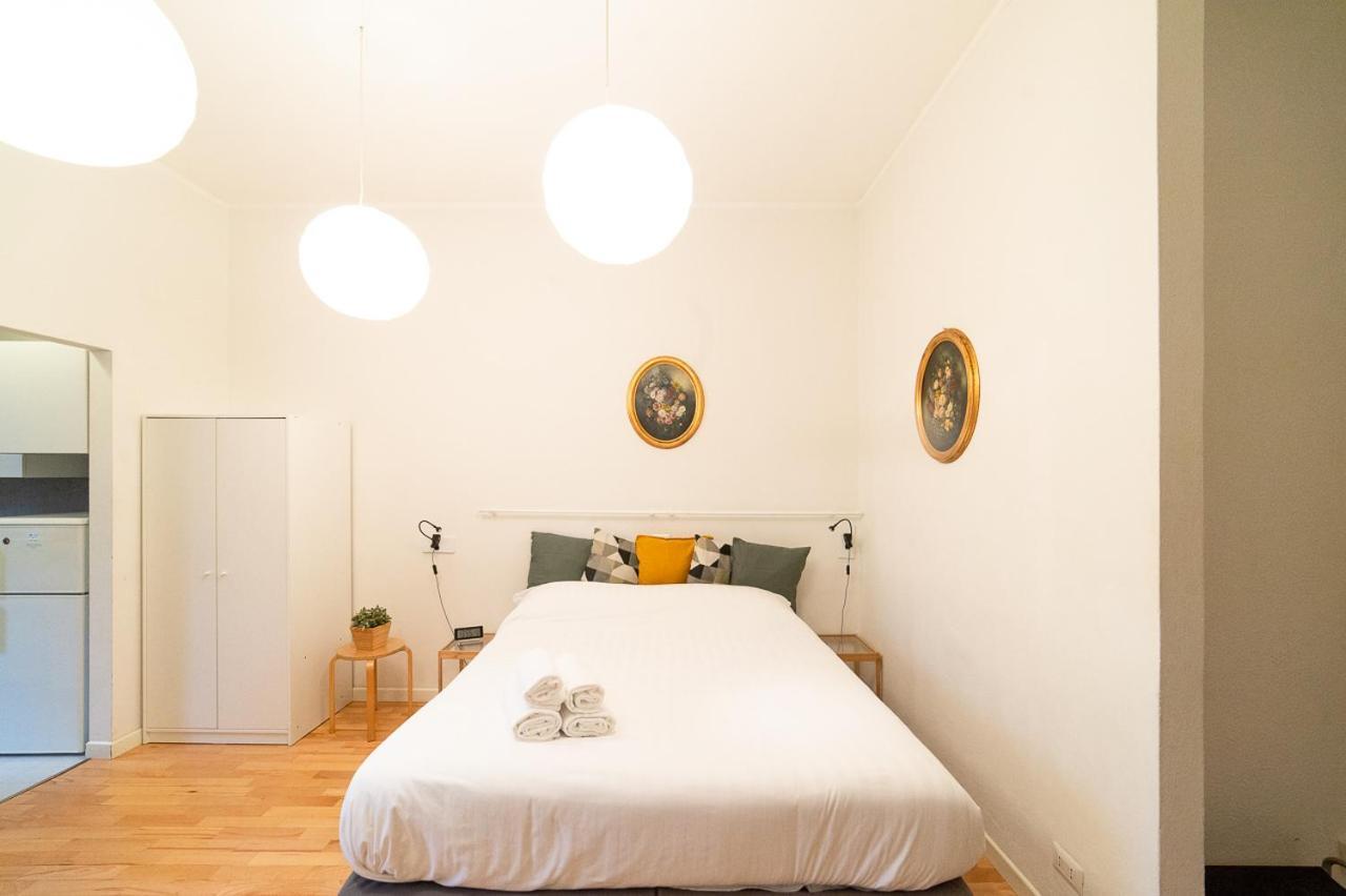 Hbhall Residenze Darsena Милано Екстериор снимка